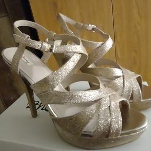 Women's Olsenboye Gold Glitter Heels - Size 8